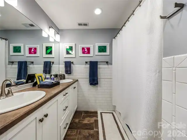 Listing Photo 26