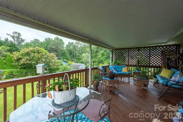 Listing Photo 32
