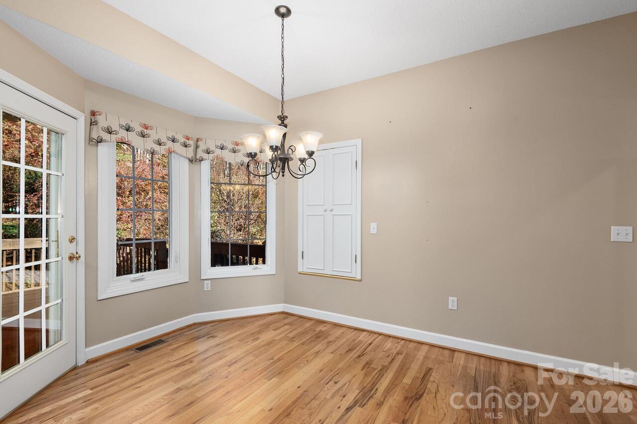 Listing Photo 15