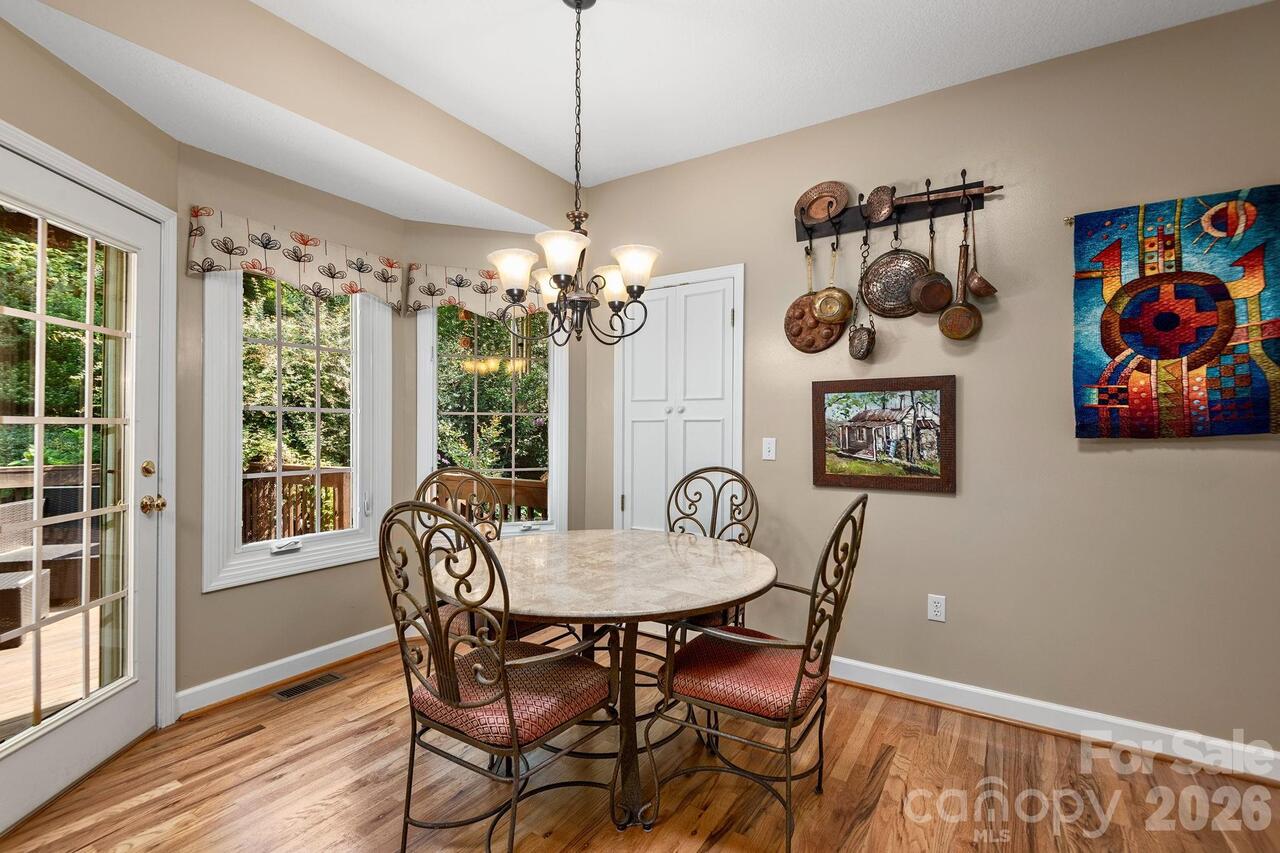 Listing Photo 14