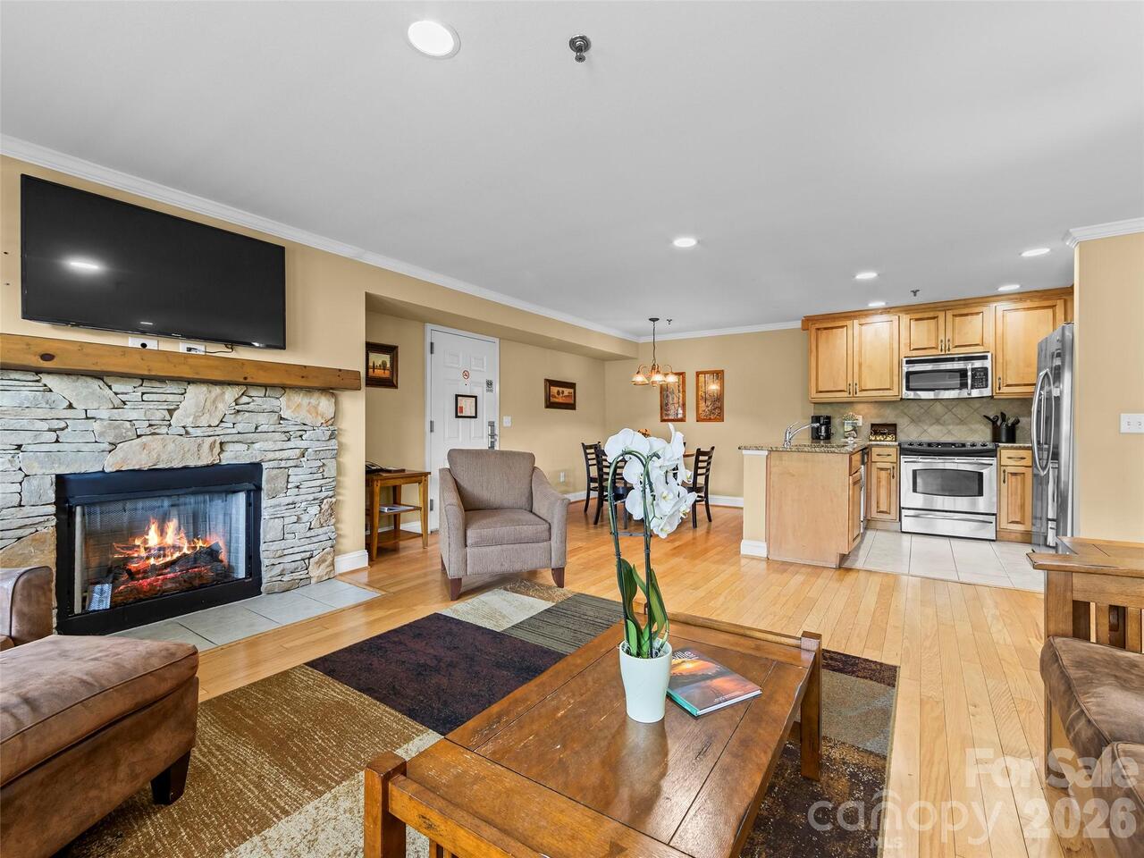 Listing Photo 6