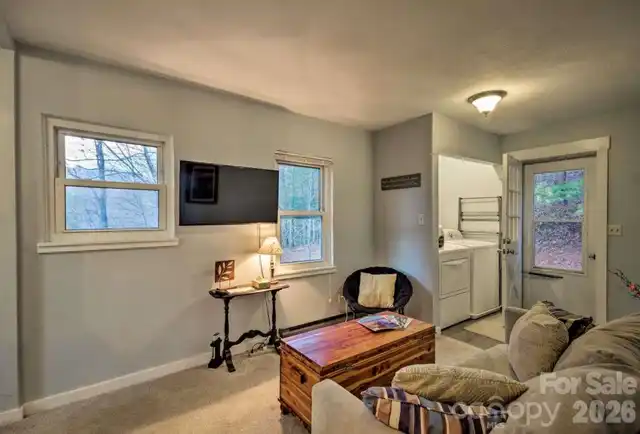 Listing Photo 15