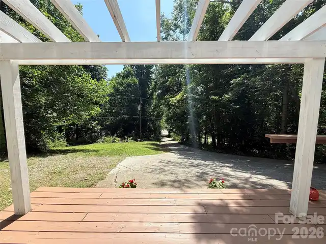 Listing Photo 32