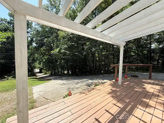 Listing Photo 33