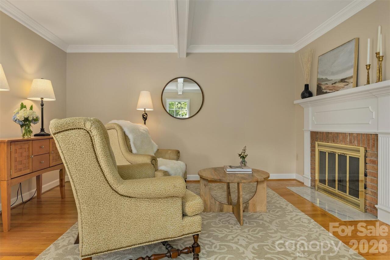 Listing Photo 16
