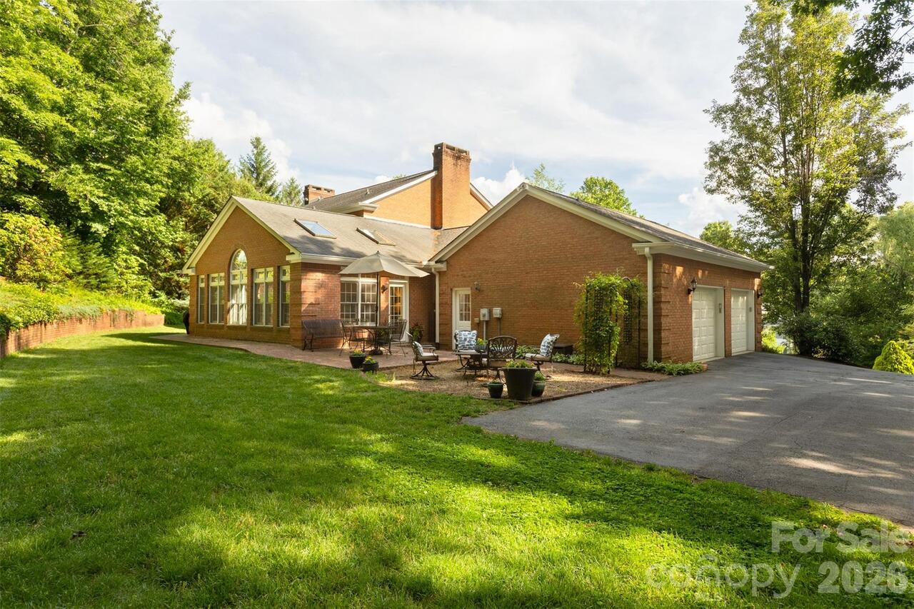 Listing Photo 37