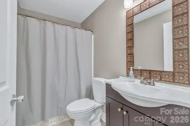 Listing Photo 16