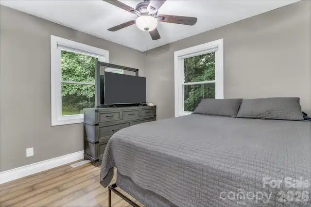 Listing Photo 21