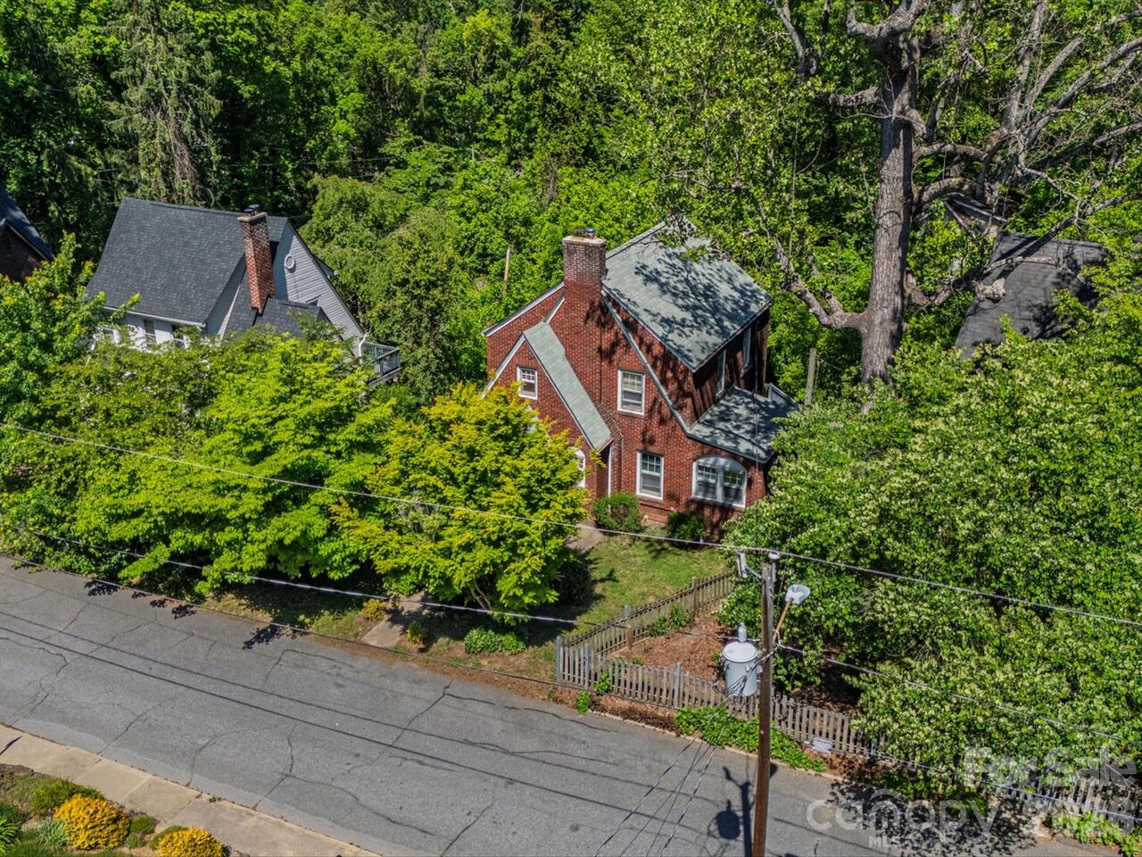 Listing Photo 15