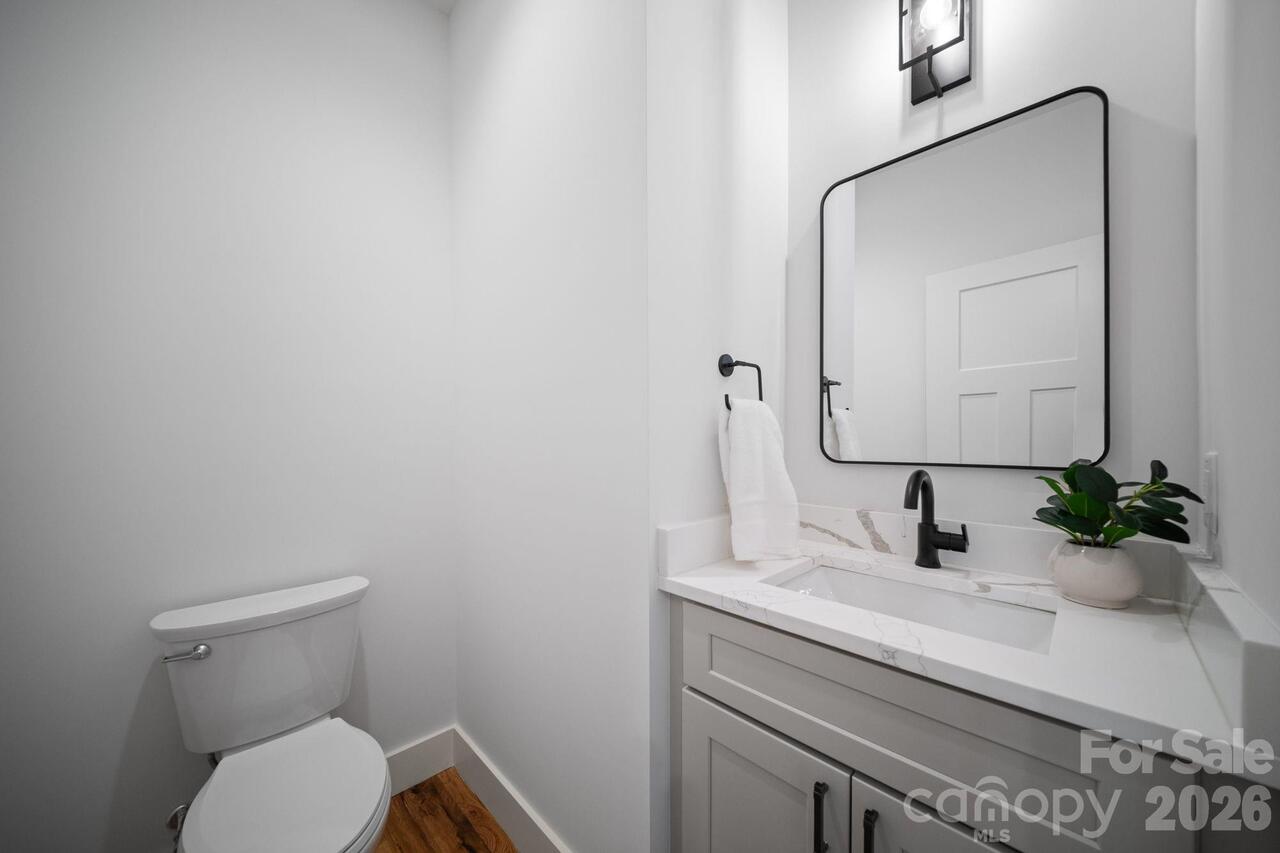 Listing Photo 18