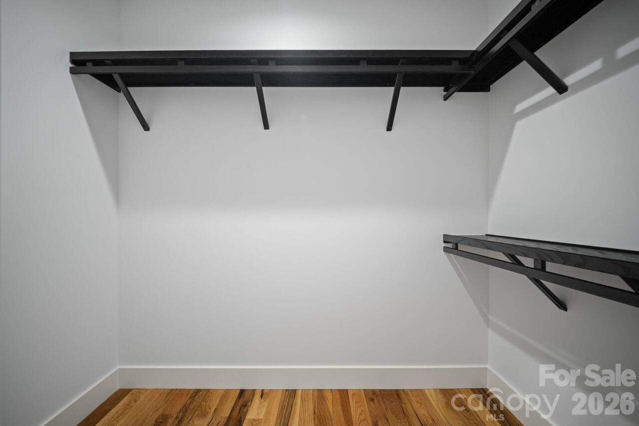 Listing Photo 24