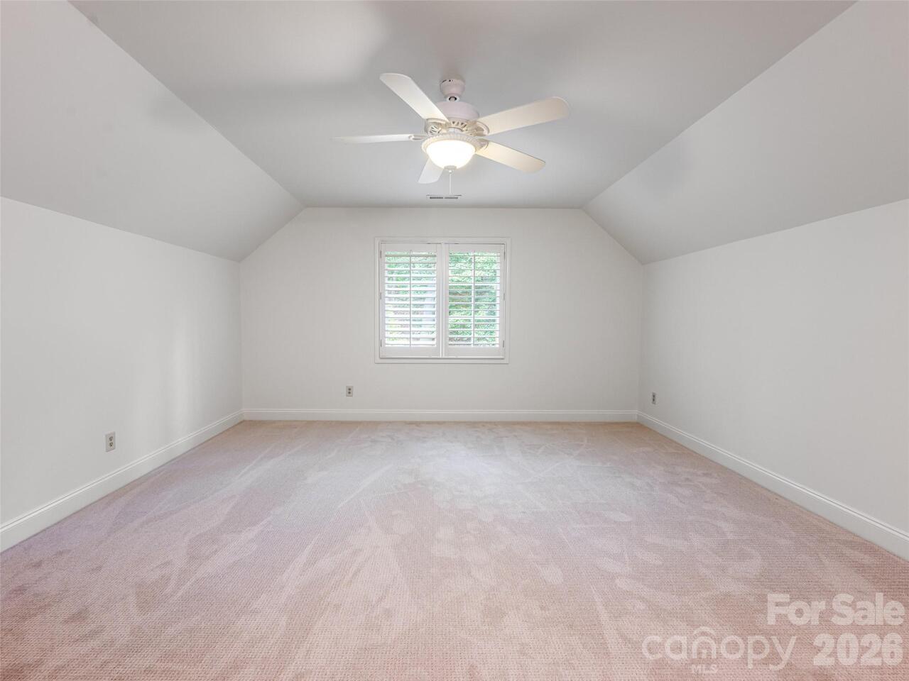 Listing Photo 32