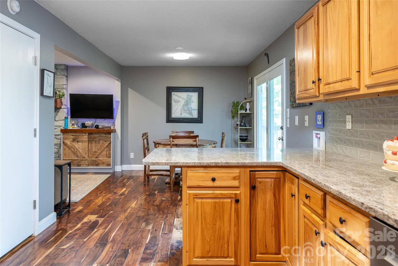 Listing Photo 18