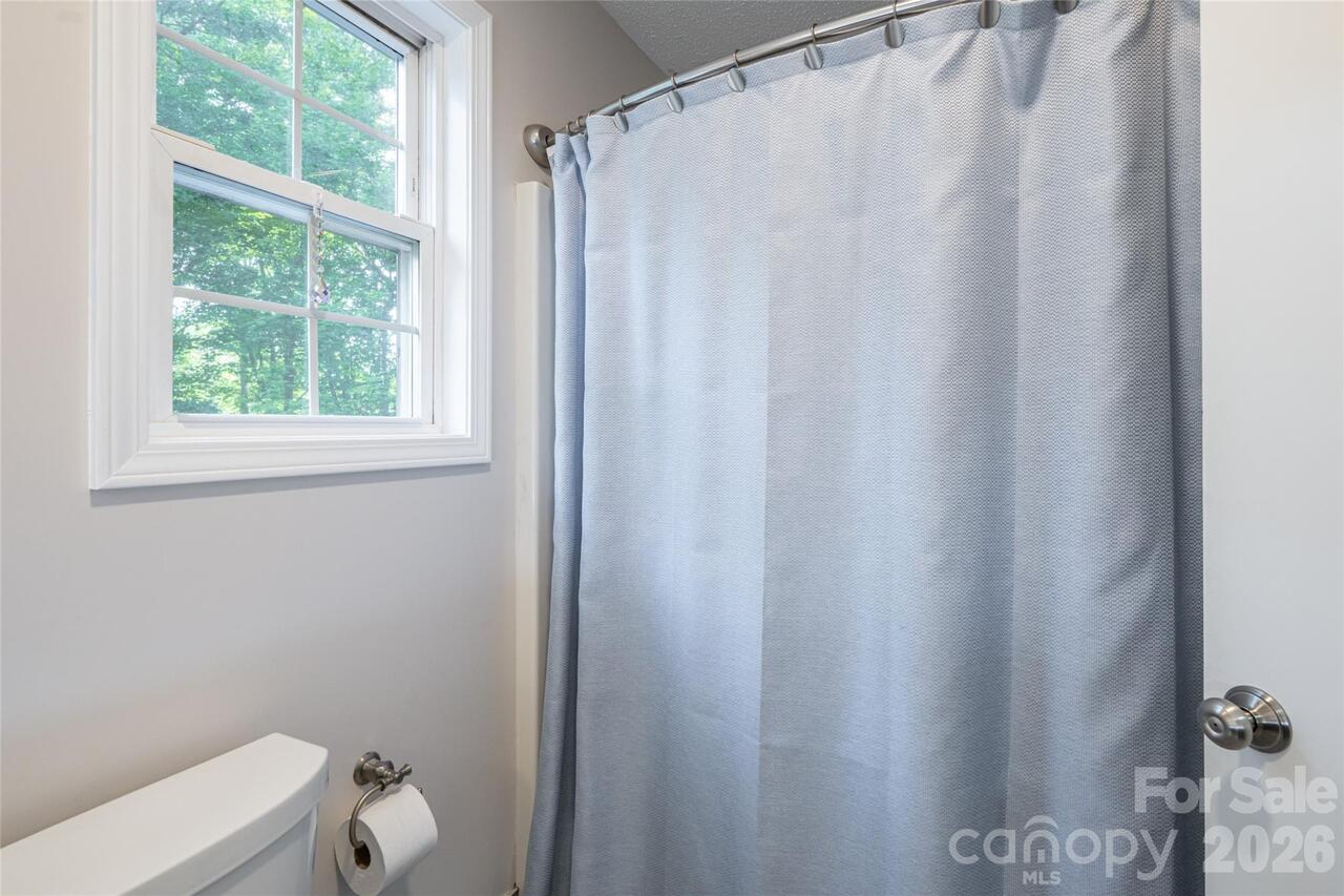 Listing Photo 22