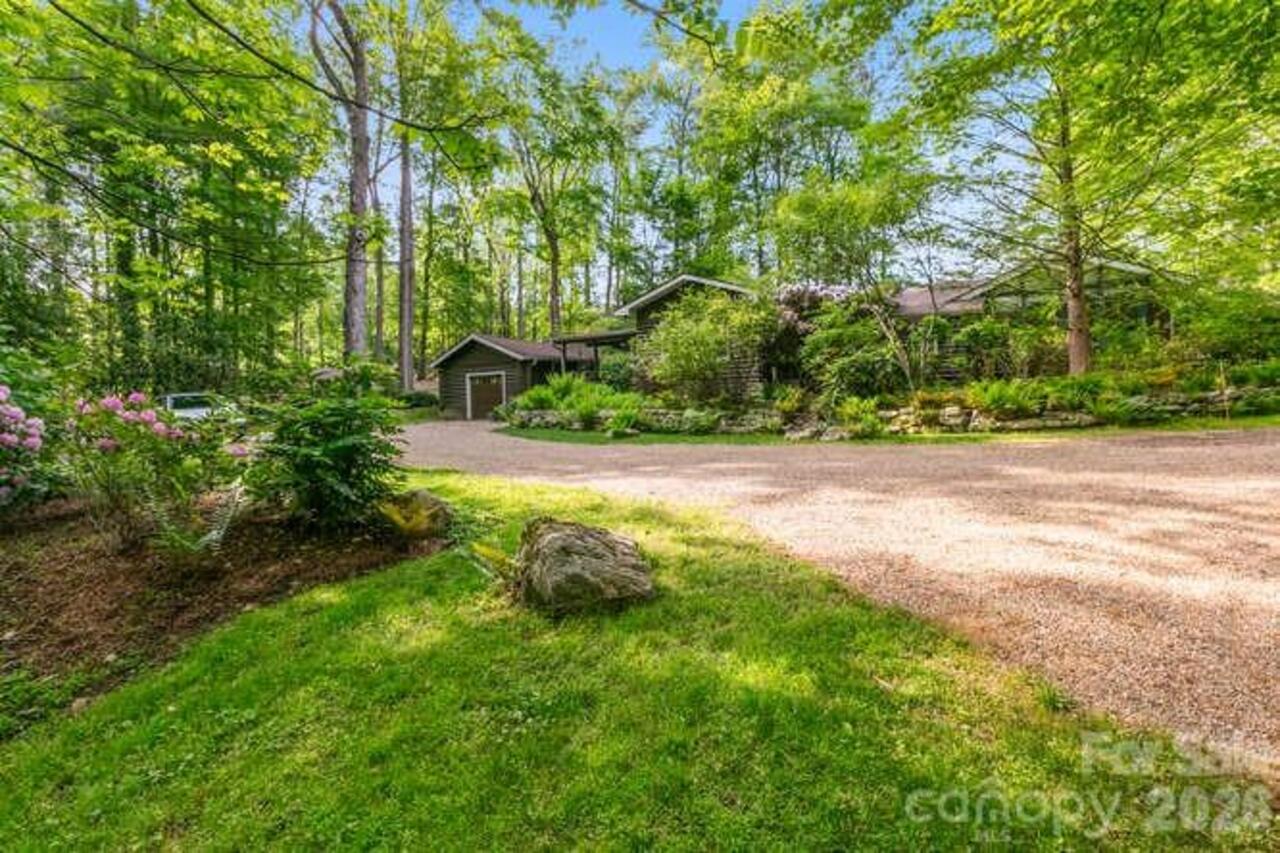 Listing Photo 5