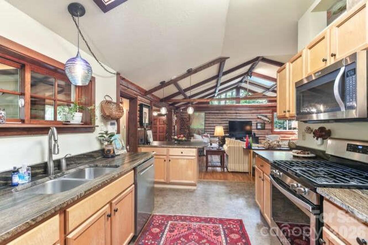 Listing Photo 19