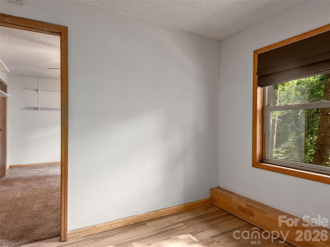 Listing Photo 26