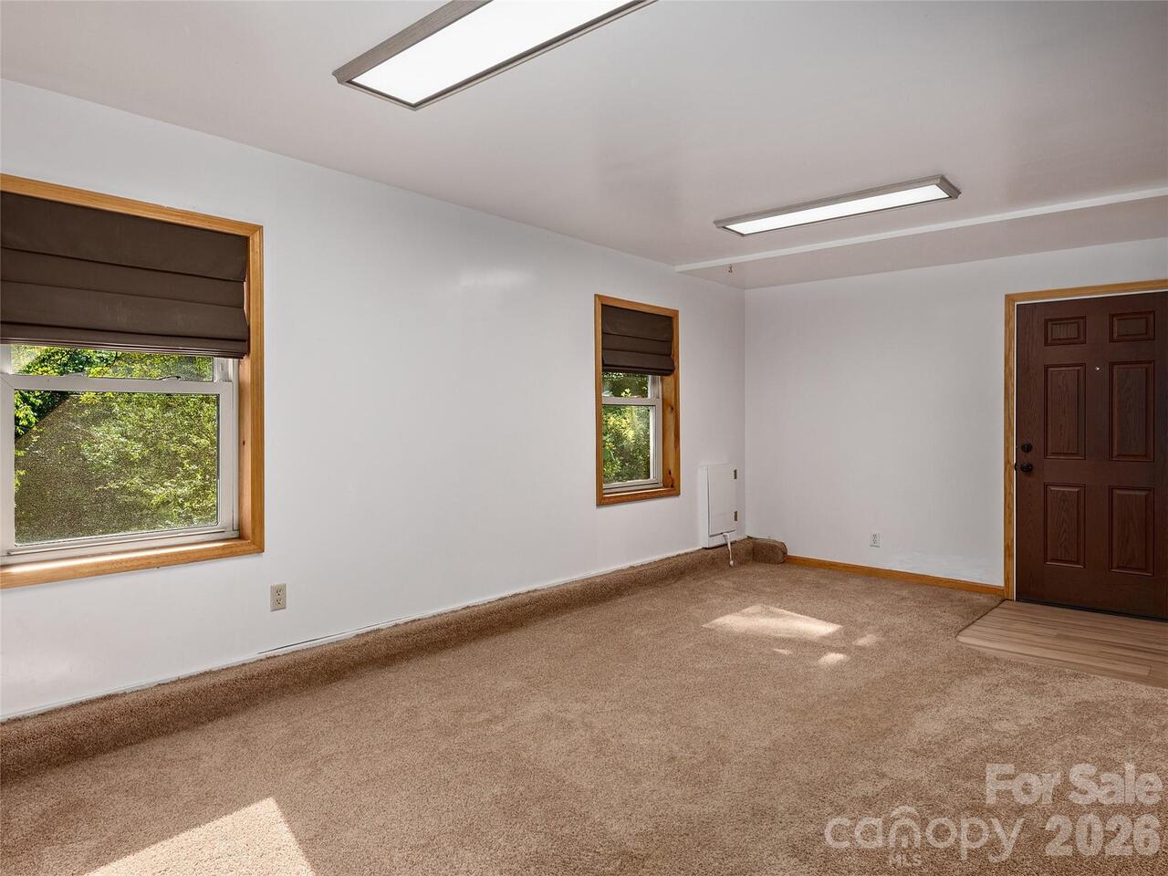 Listing Photo 28