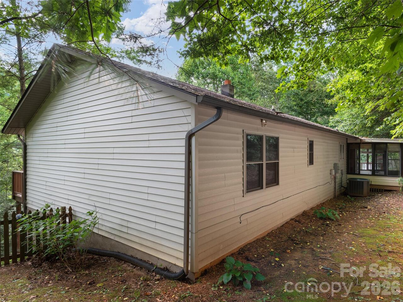 Listing Photo 34