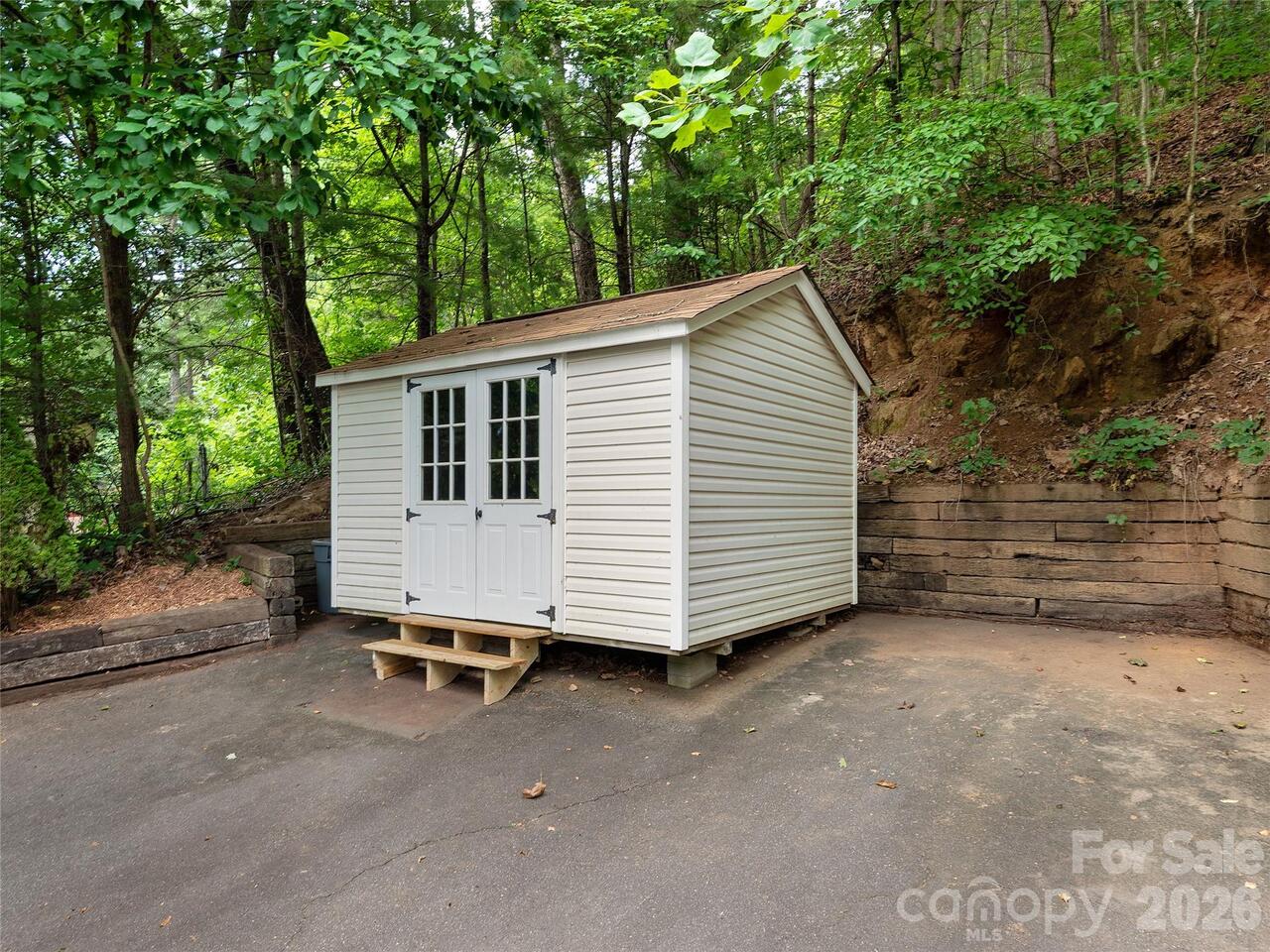 Listing Photo 35