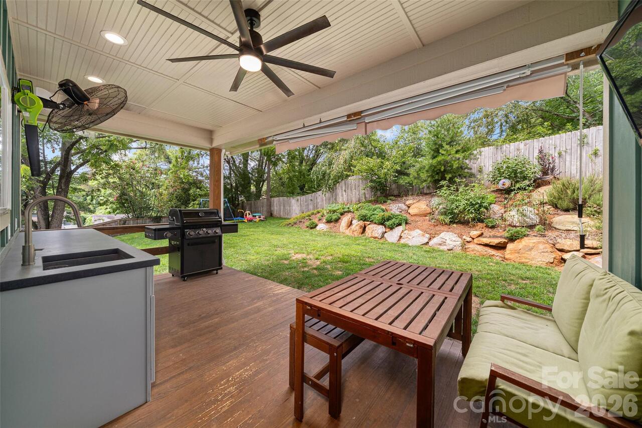 Listing Photo 19