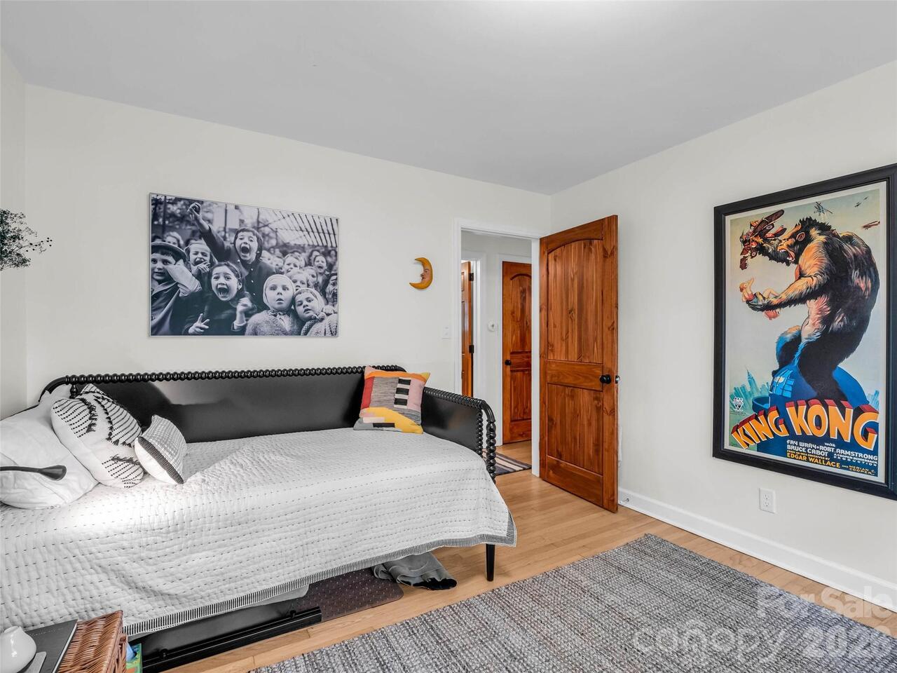 Listing Photo 18