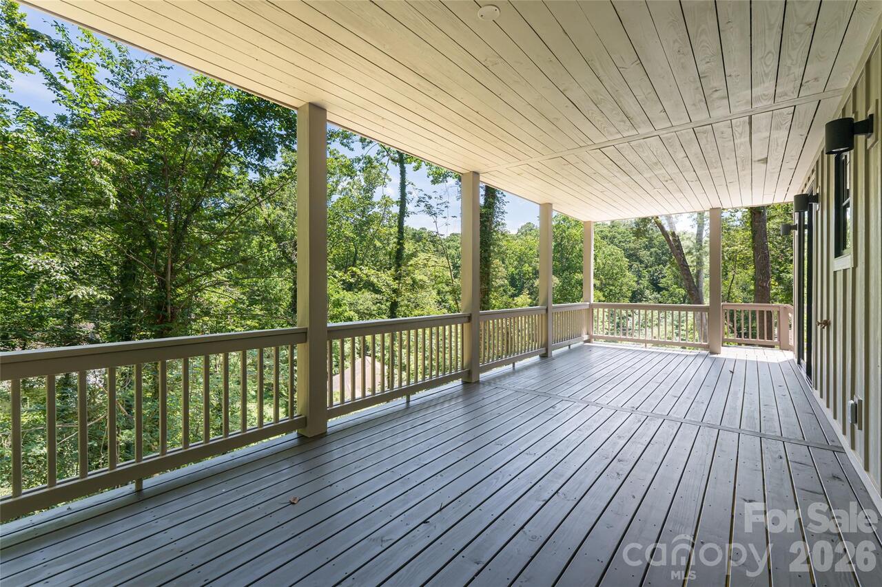 Listing Photo 32