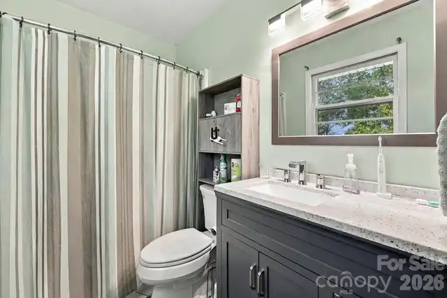 Listing Photo 17