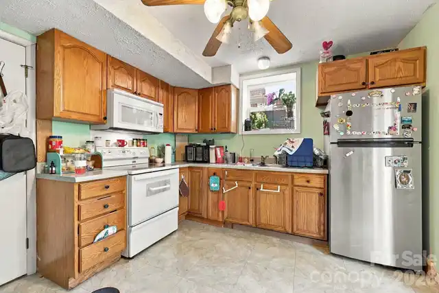Listing Photo 21