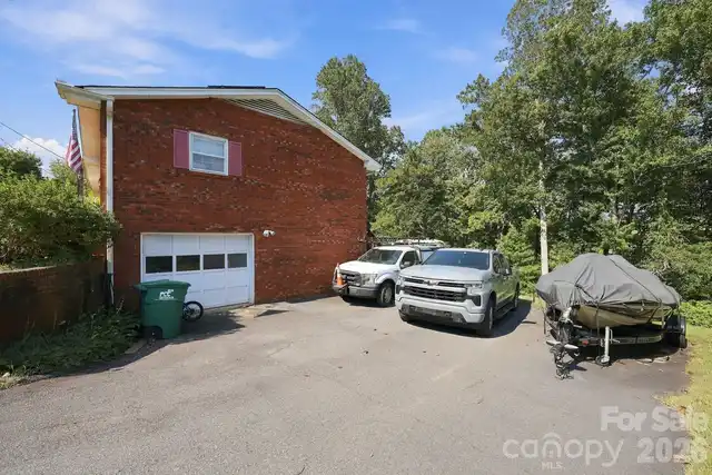Listing Photo 26