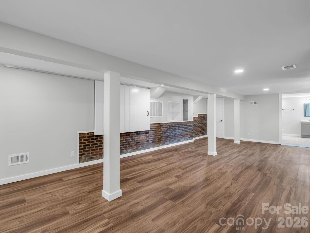 Listing Photo 31