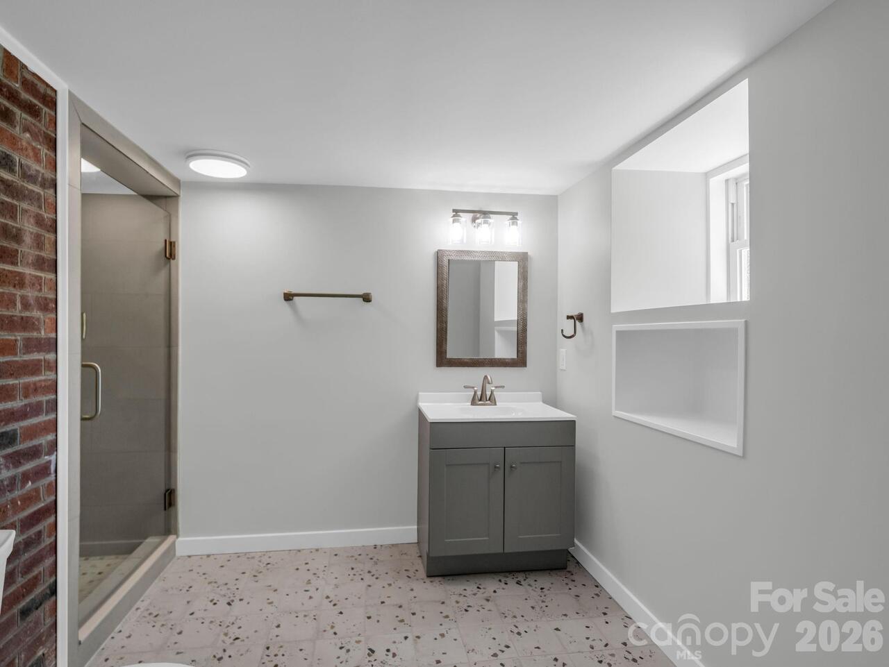 Listing Photo 34