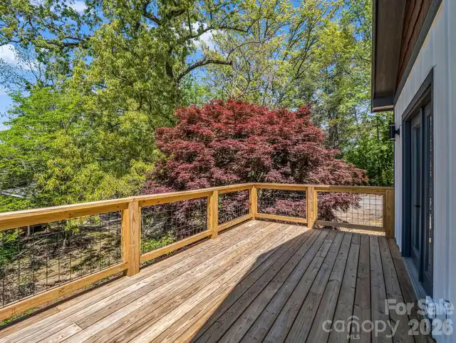 Listing Photo 23
