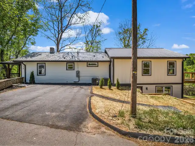 Listing Photo 43