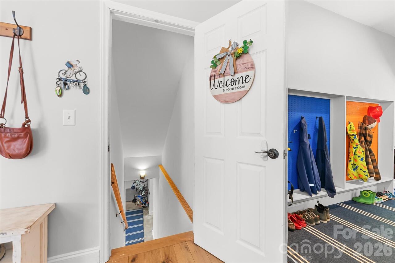 Listing Photo 16