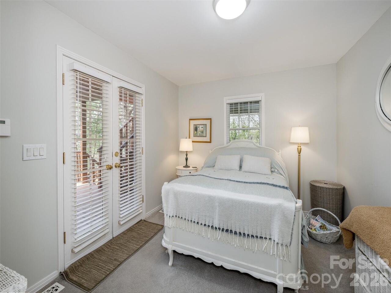 Listing Photo 22