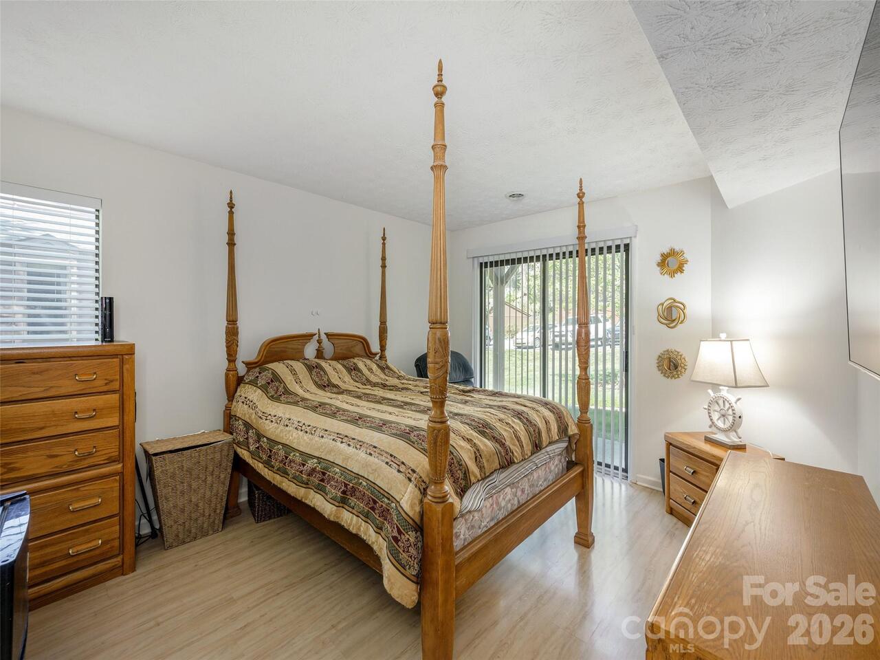 Listing Photo 13