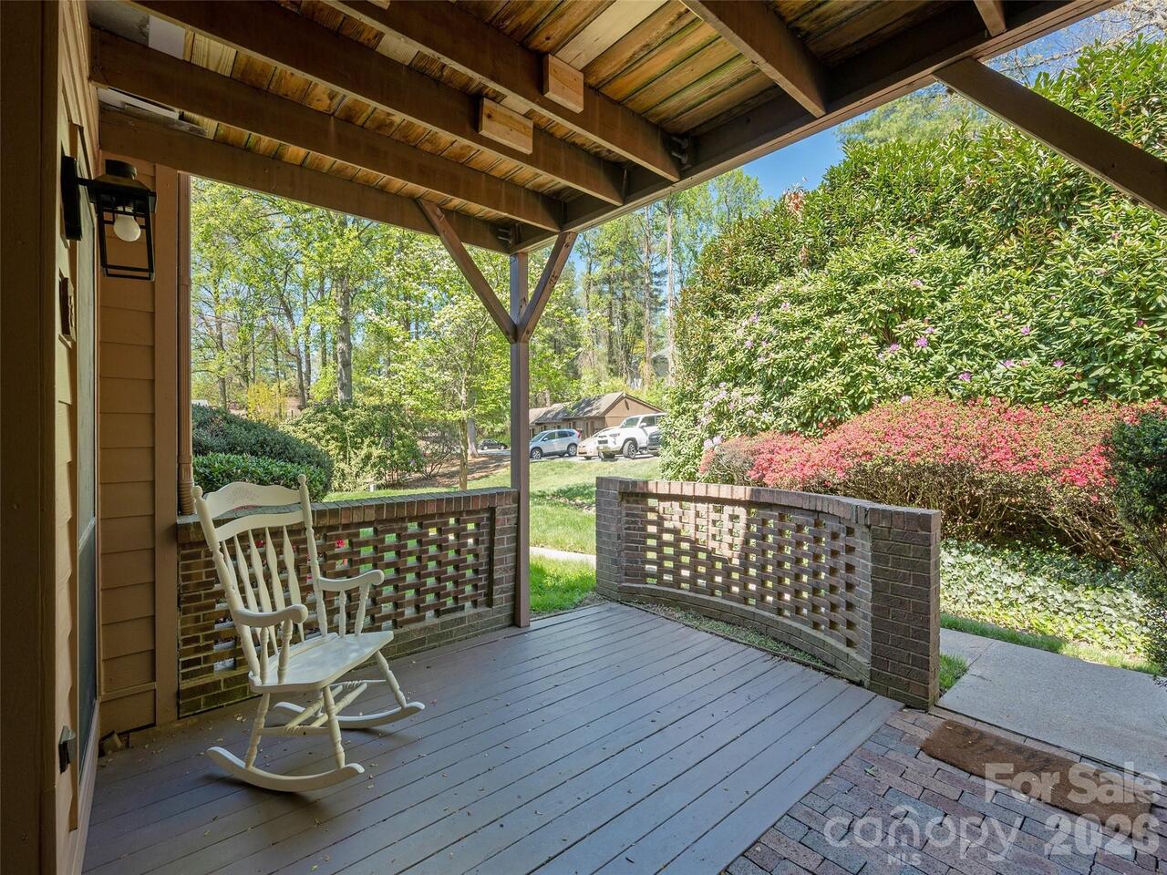 Listing Photo 18