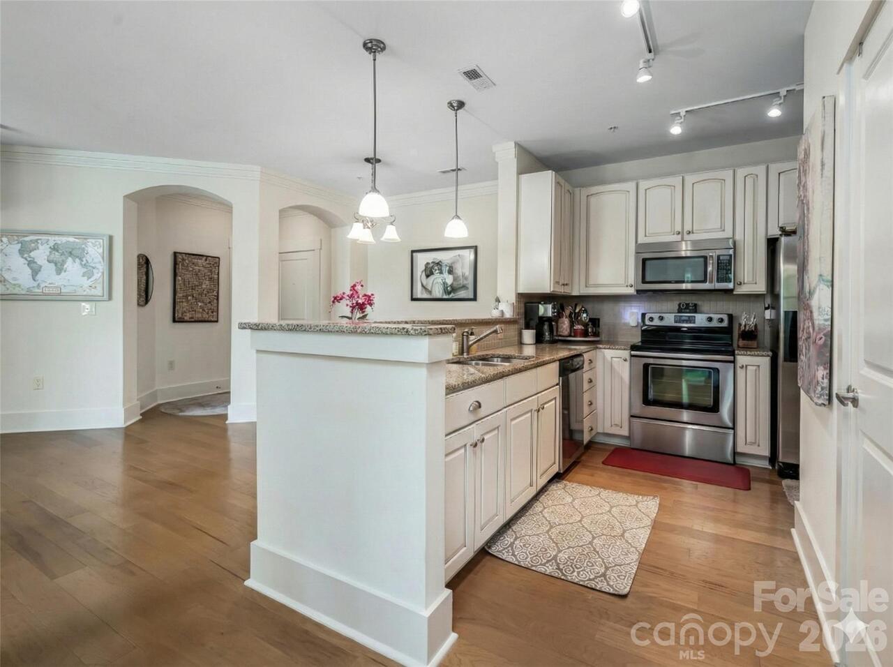 Listing Photo 13