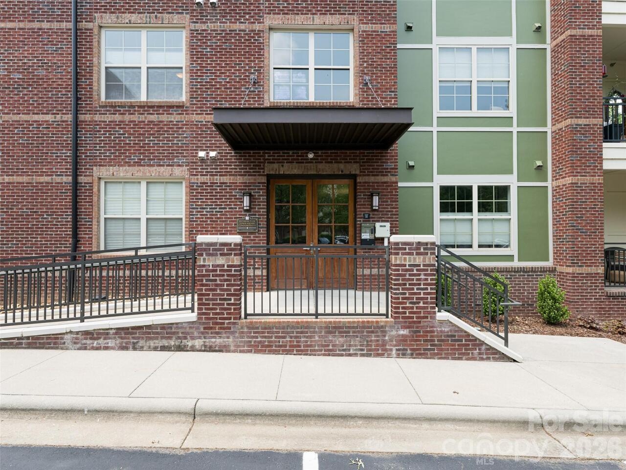 Listing Photo 33