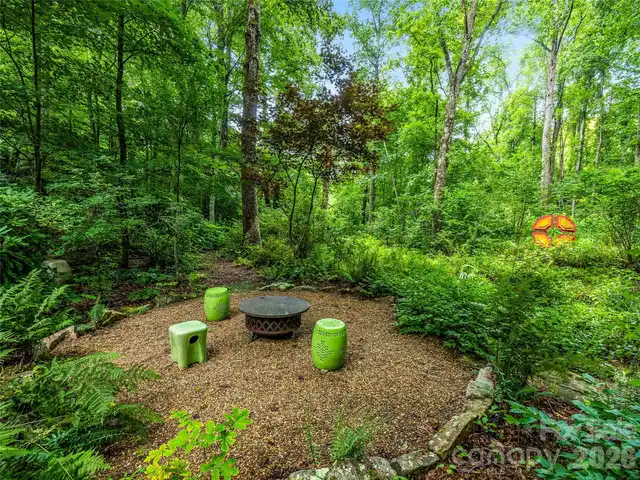 Listing Photo 32