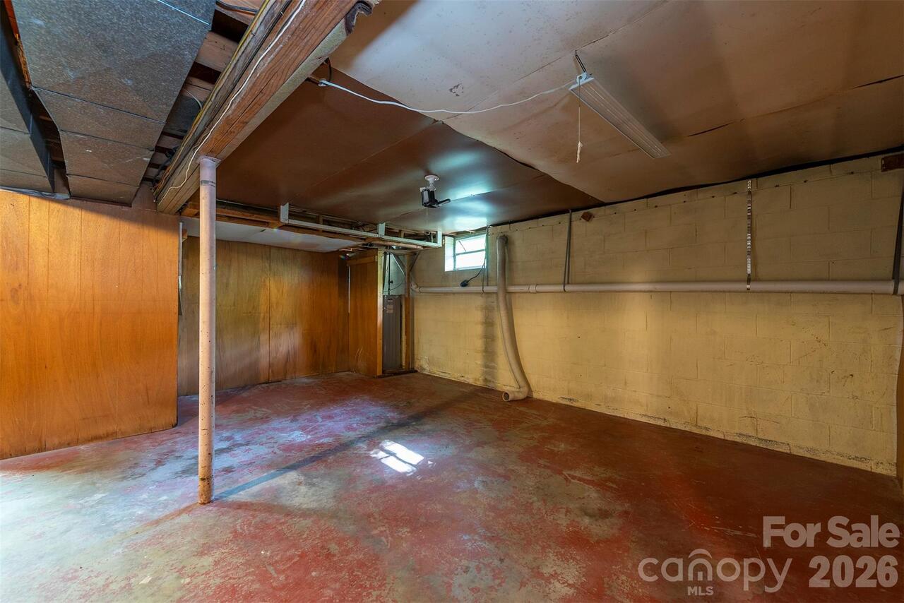 Listing Photo 18