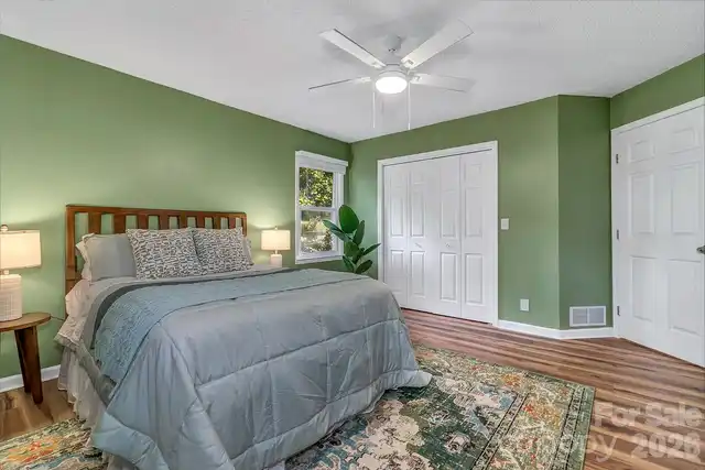 Listing Photo 15