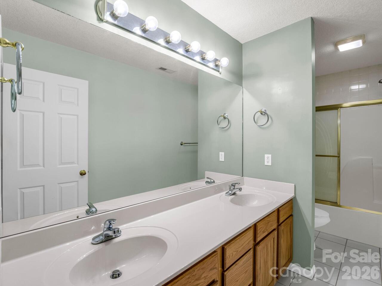 Listing Photo 29