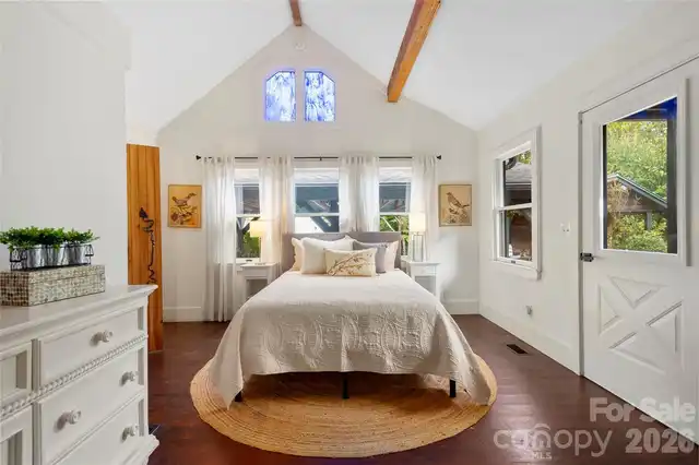 Listing Photo 19