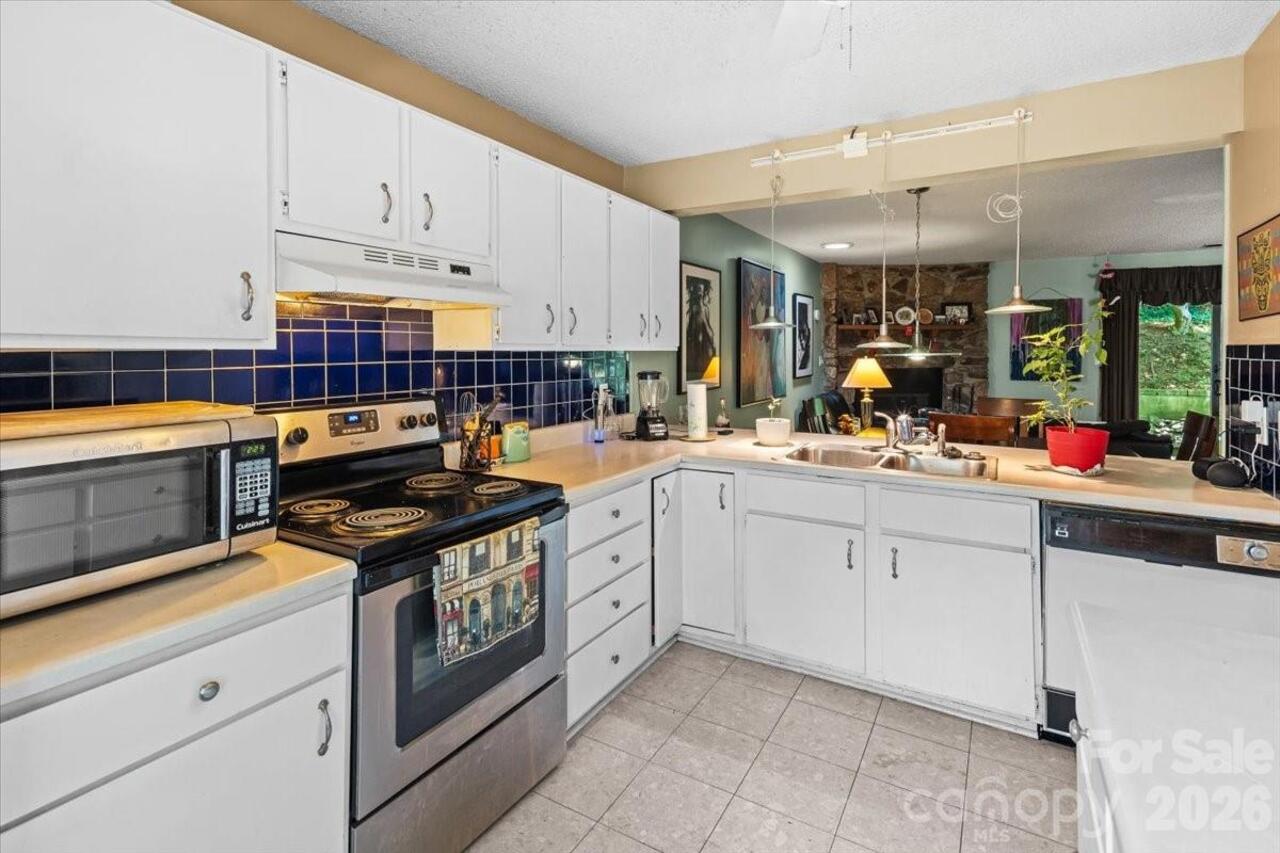 Listing Photo 18