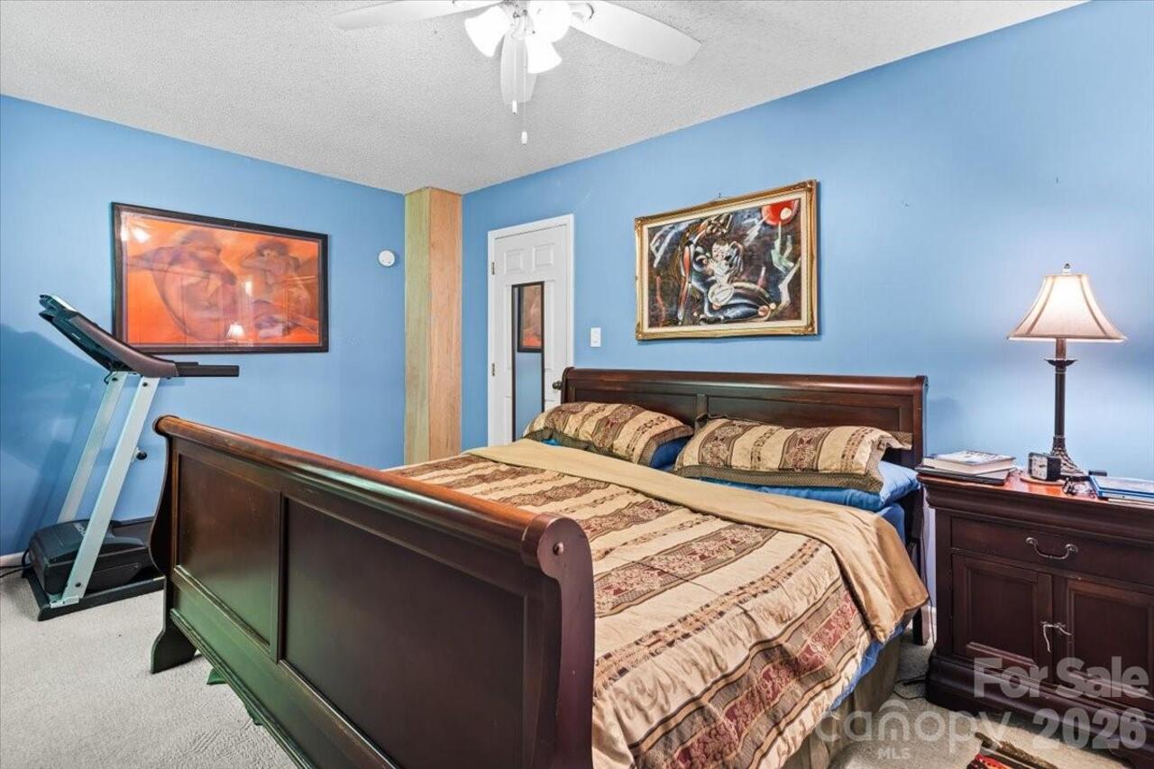 Listing Photo 23