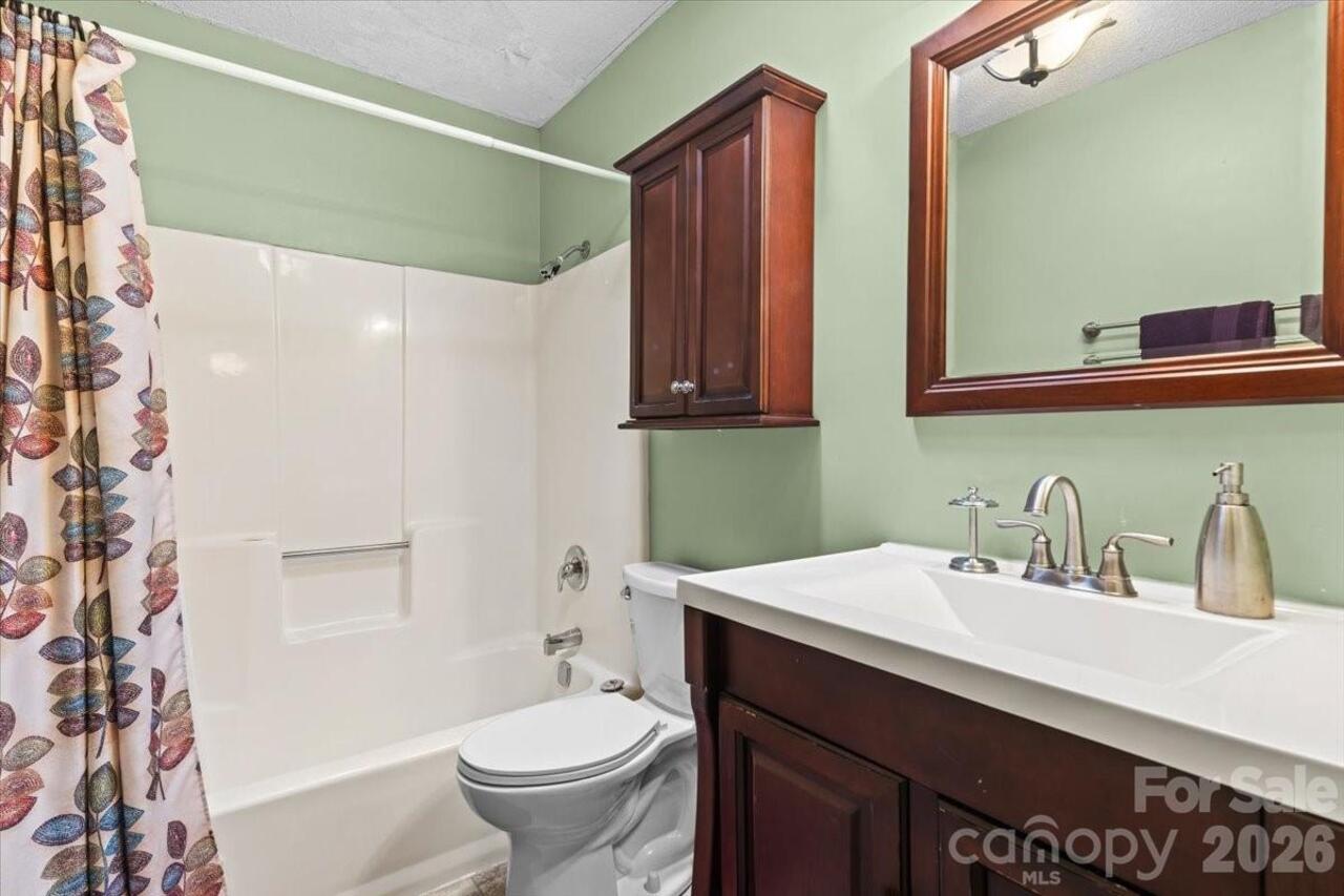 Listing Photo 25