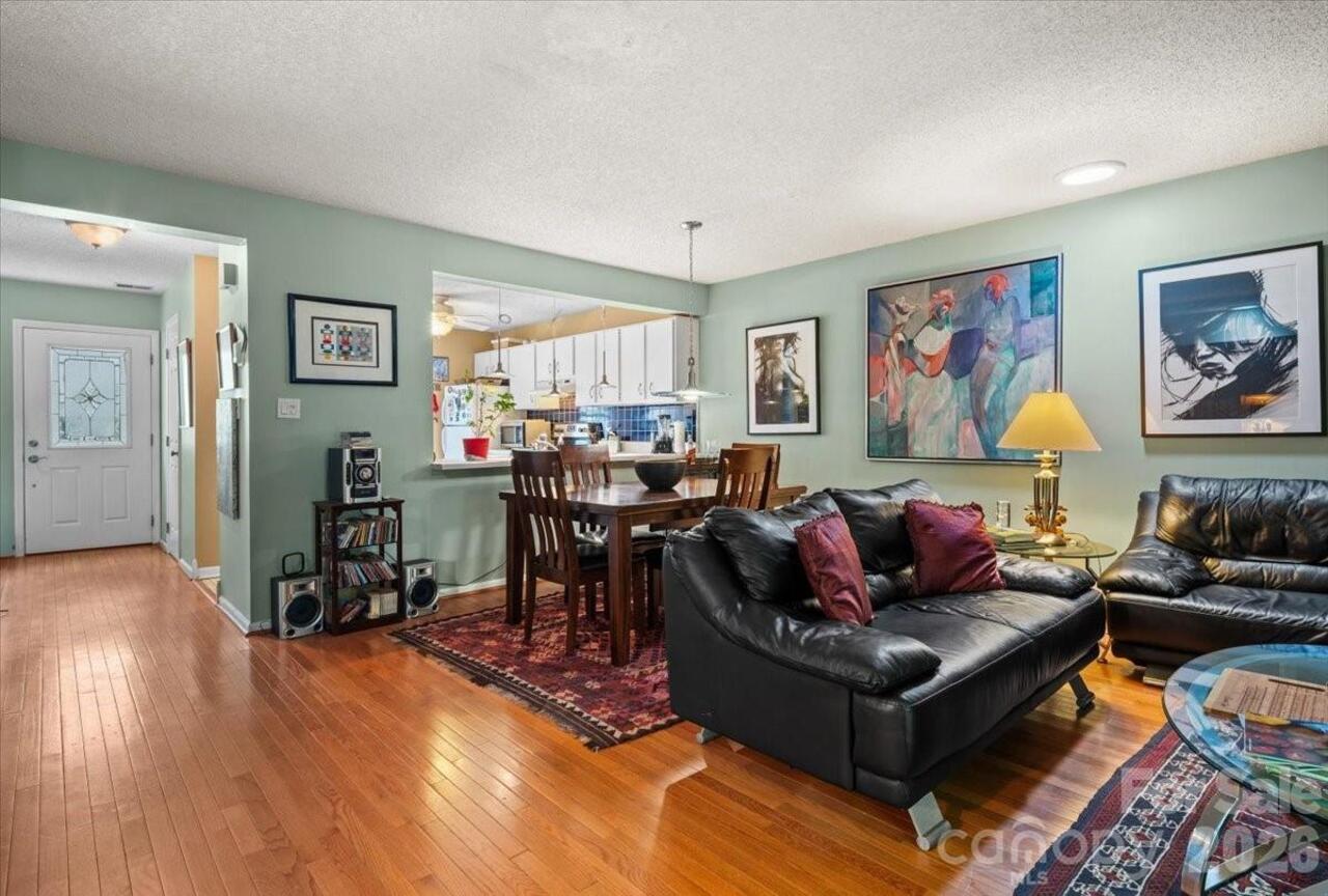 Listing Photo 15