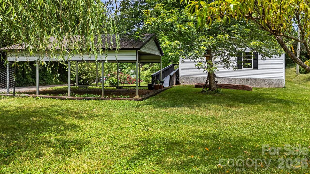 Listing Photo 34